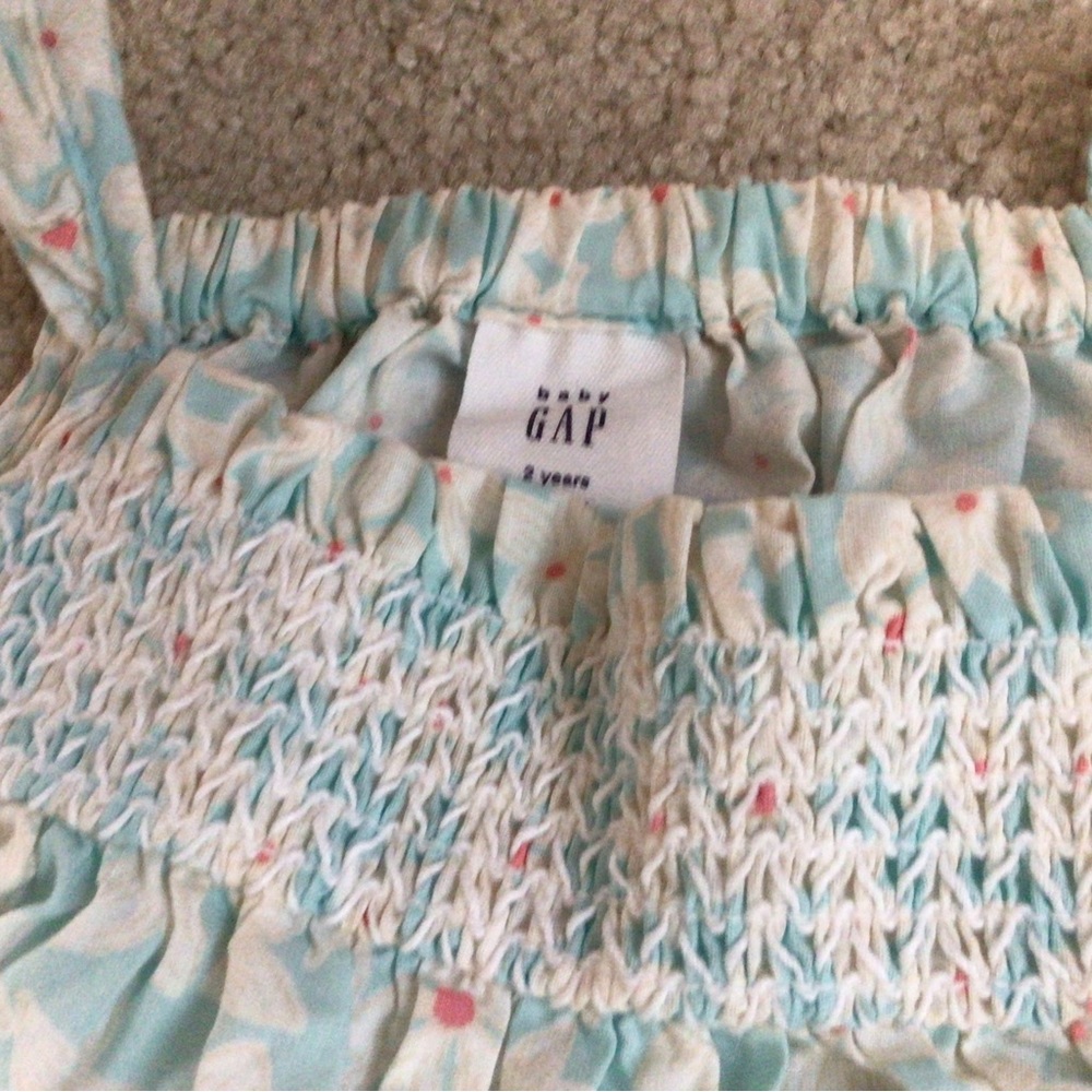 BABY GAP LIGHT BLUE FLOWERED SMOCKED DRESS— 2T - Picture 6 of 6